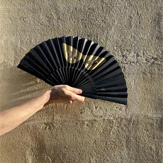 Masquerade hand fan
